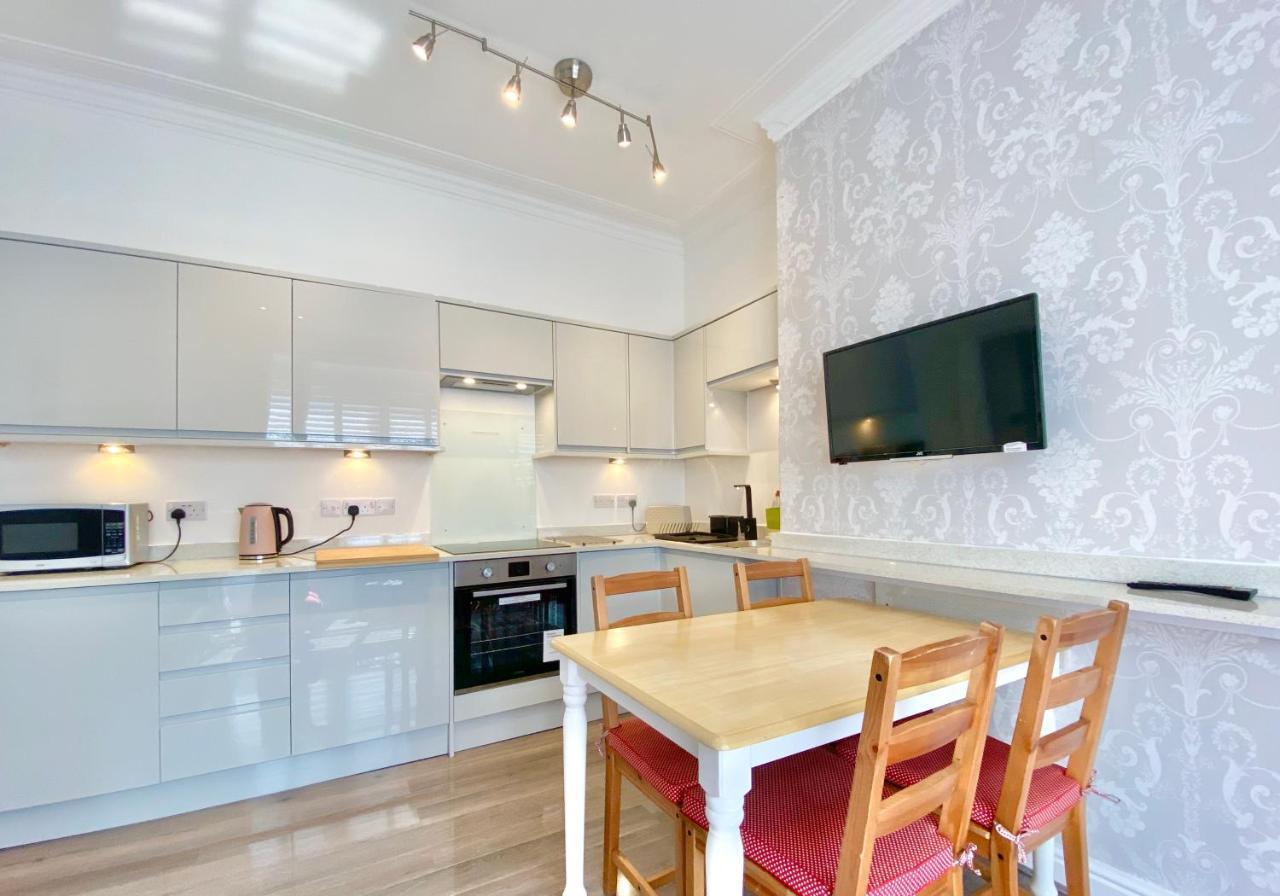 York City Center Apartments With Free Private Parking 외부 사진