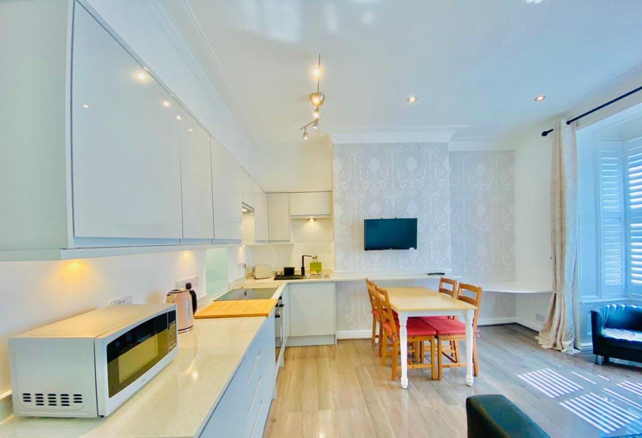 York City Center Apartments With Free Private Parking 외부 사진